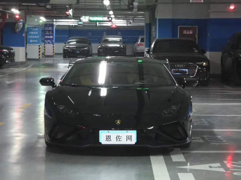 Lamborghini Huracán  из Китая