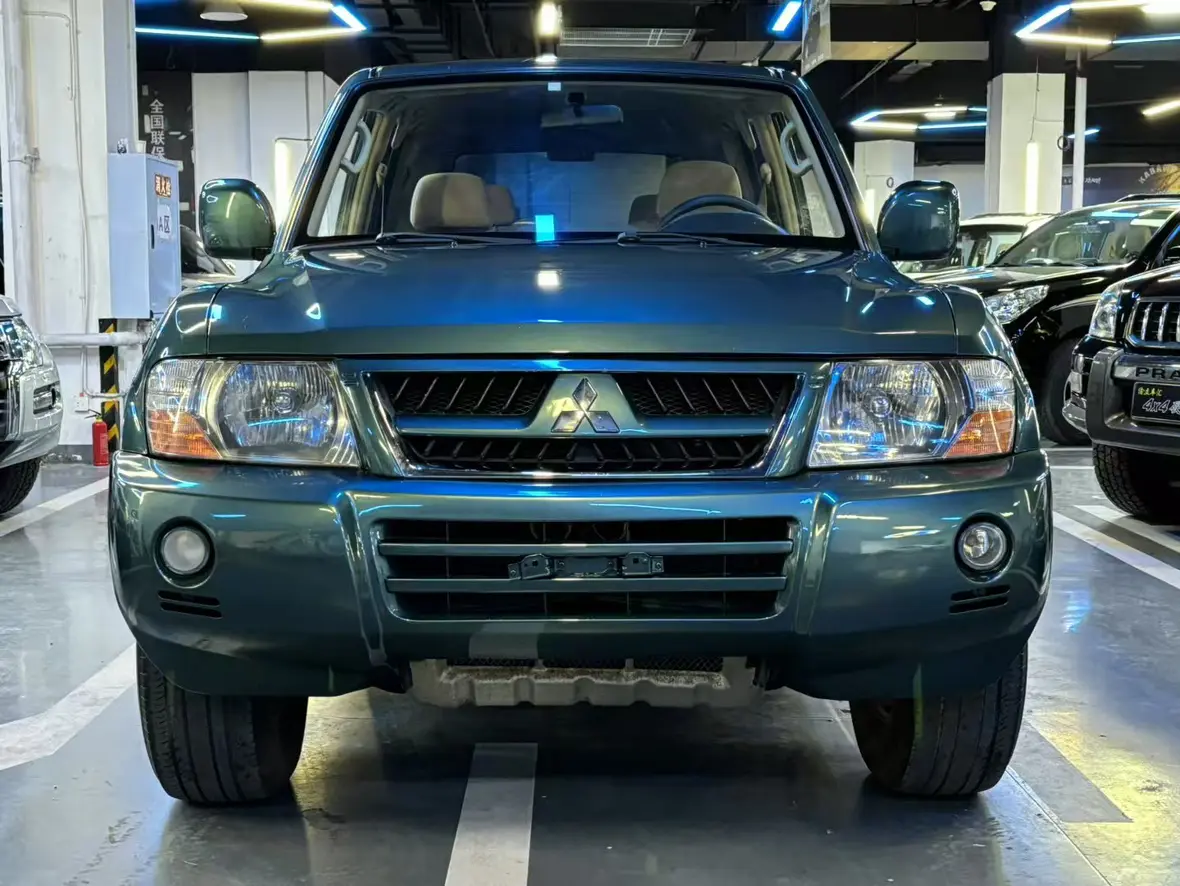 Mitsubishi Pajero  из Китая