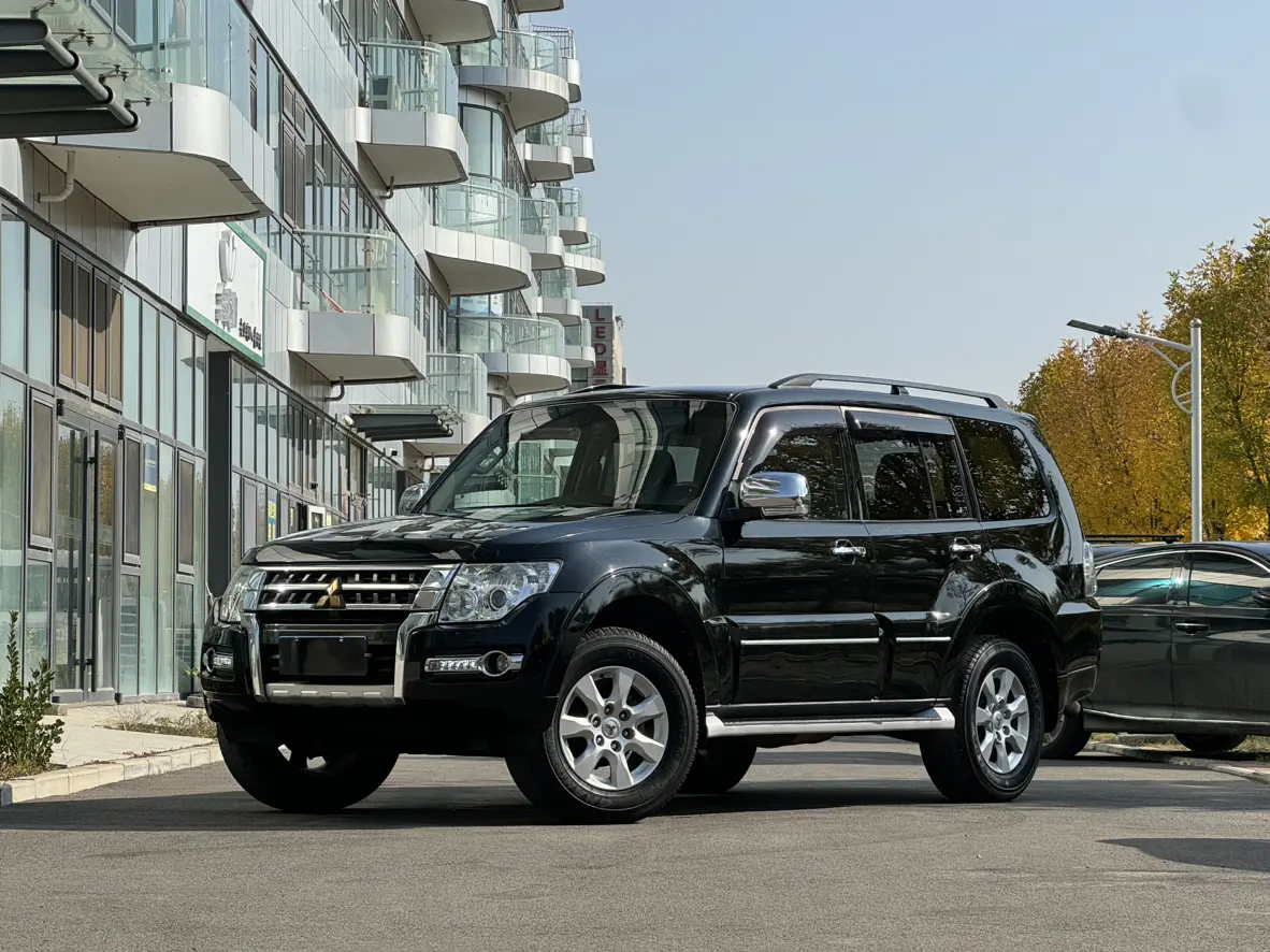 Mitsubishi Pajero  из Китая