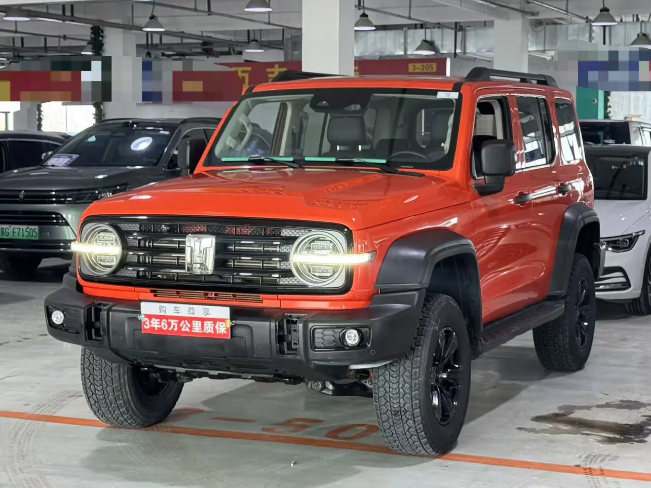 Tank 300  из Китая