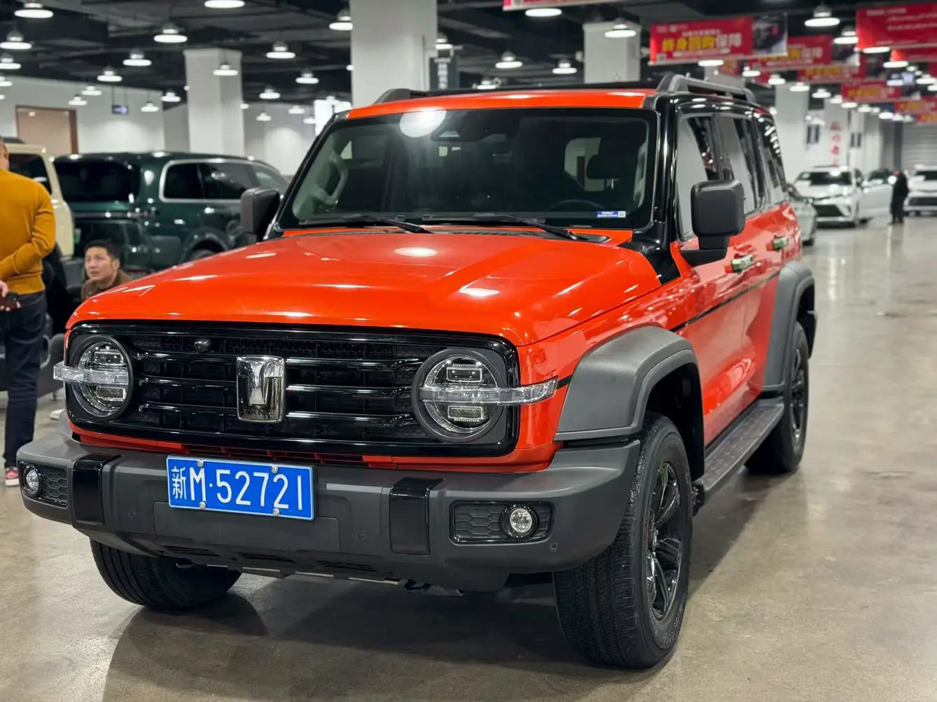 Tank 300  из Китая