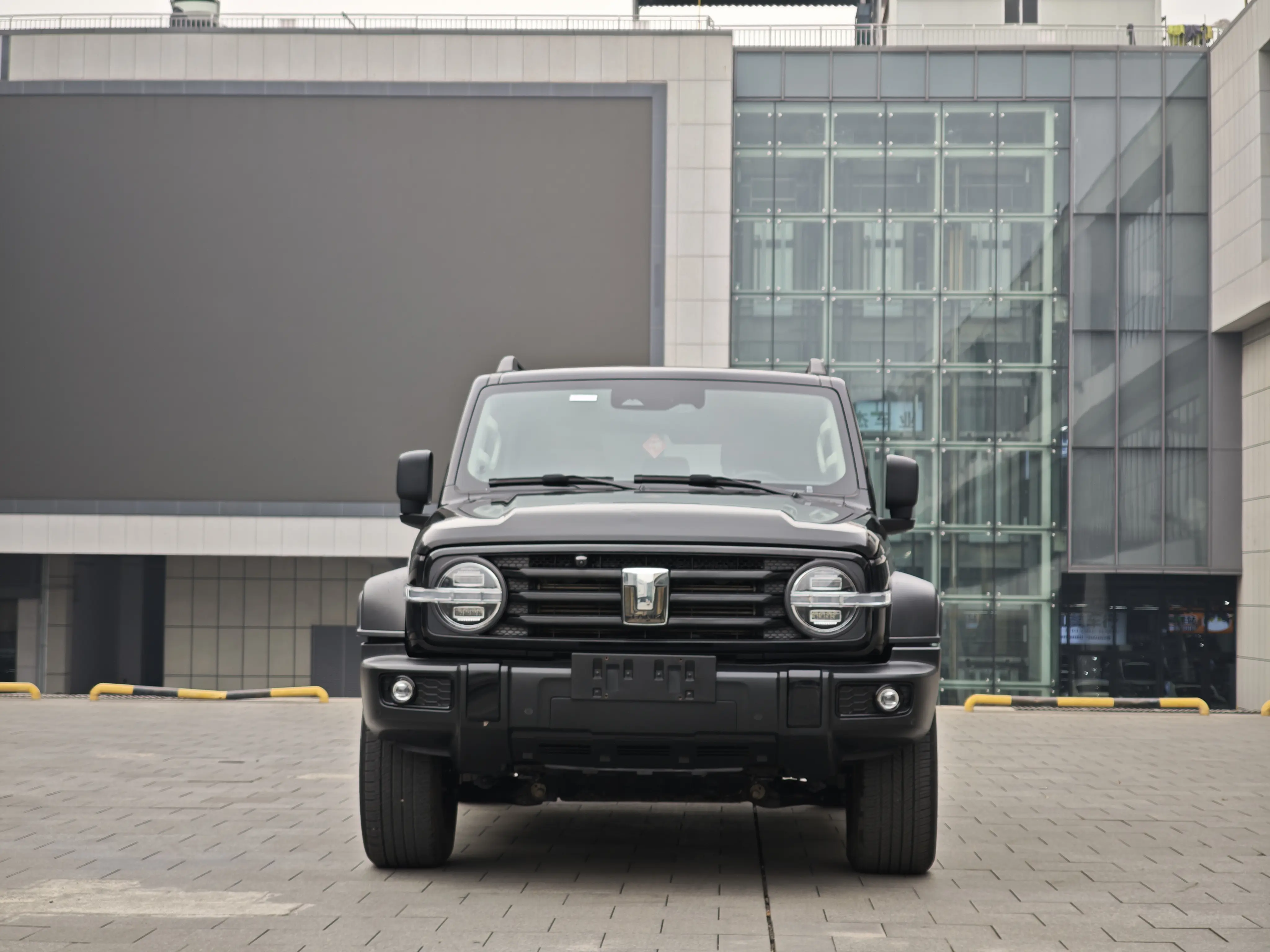 Tank 300  из Китая