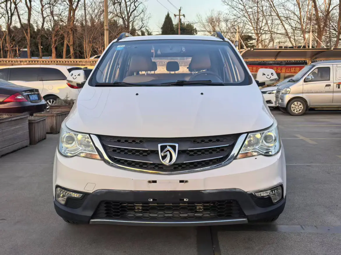 Baojun 730  из Китая