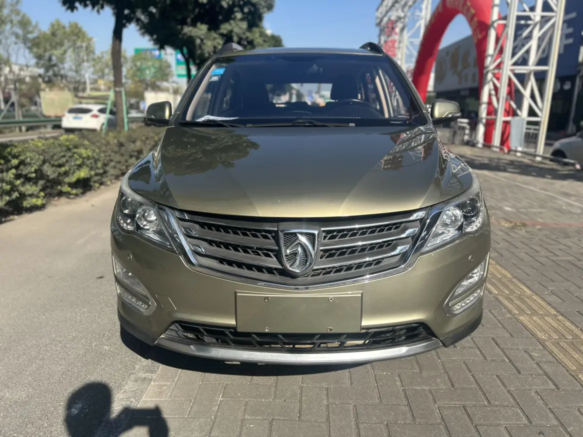 Baojun 560  из Китая