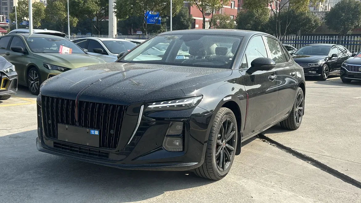 Hongqi H5  из Китая