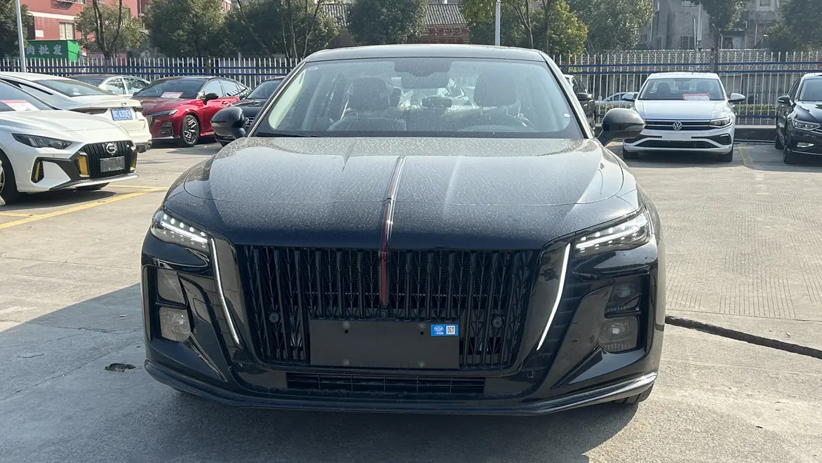 Hongqi H5  из Китая