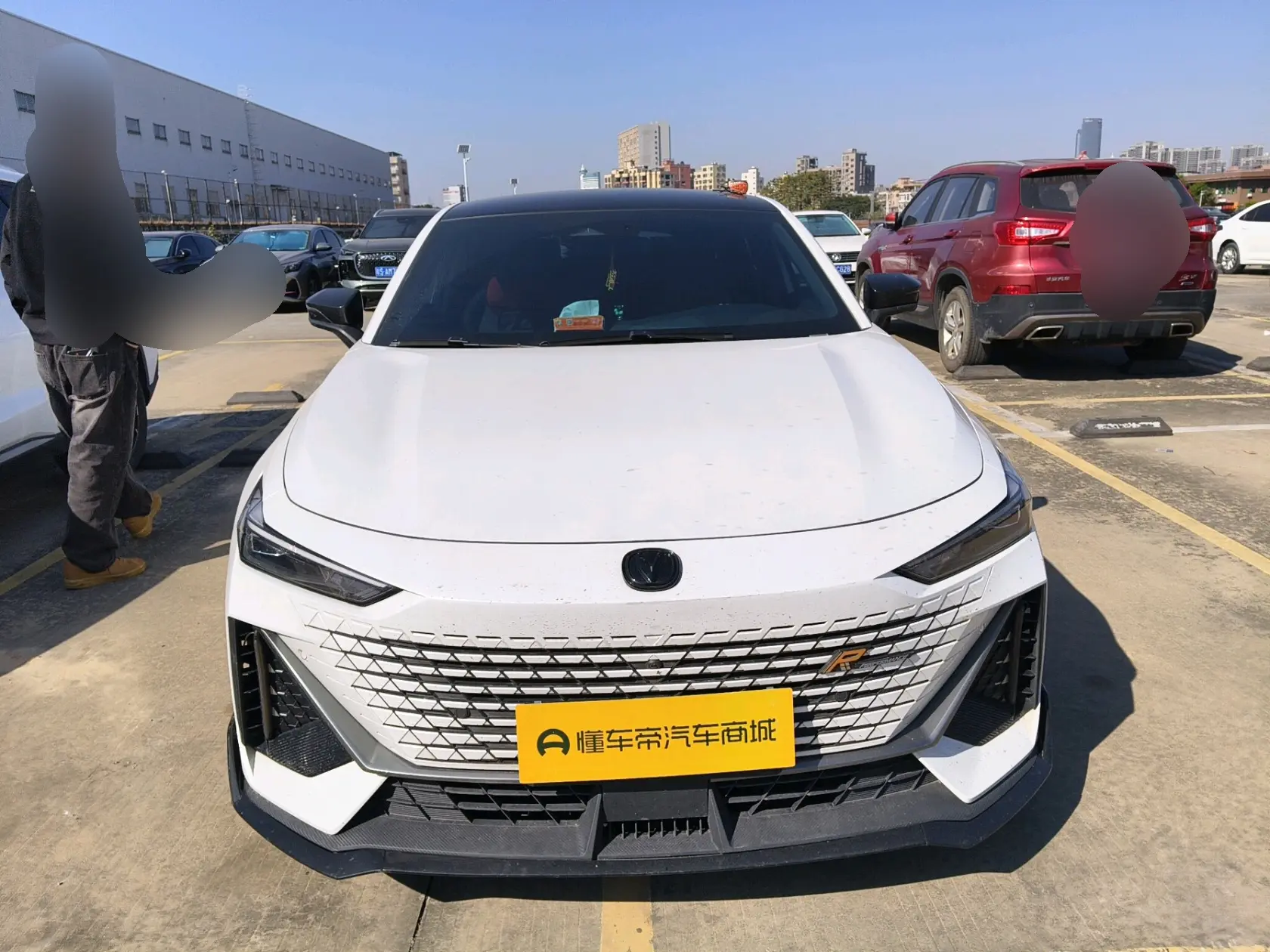 Changan UNI-V  из Китая