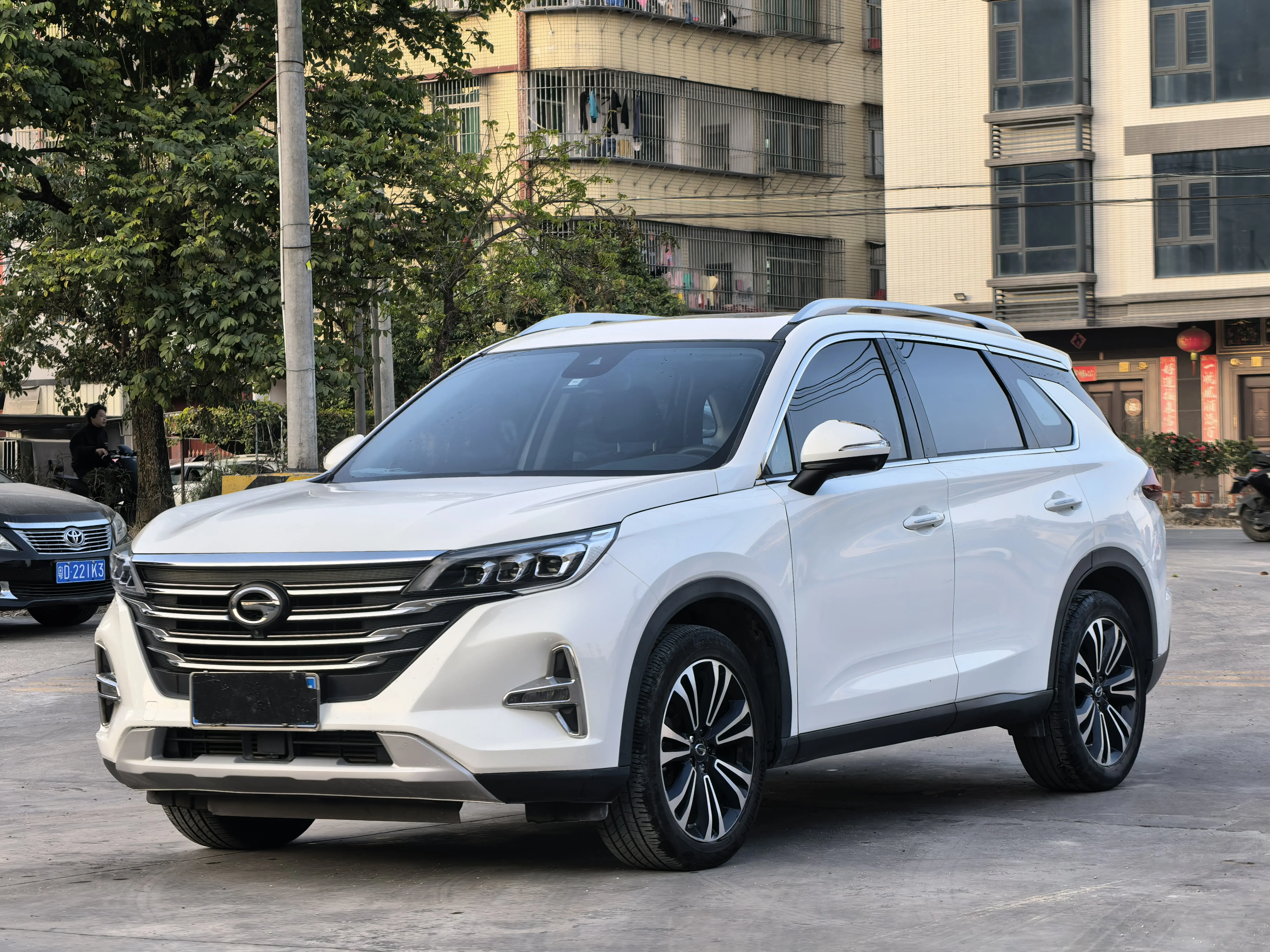 GAC Trumpchi GS5  из Китая