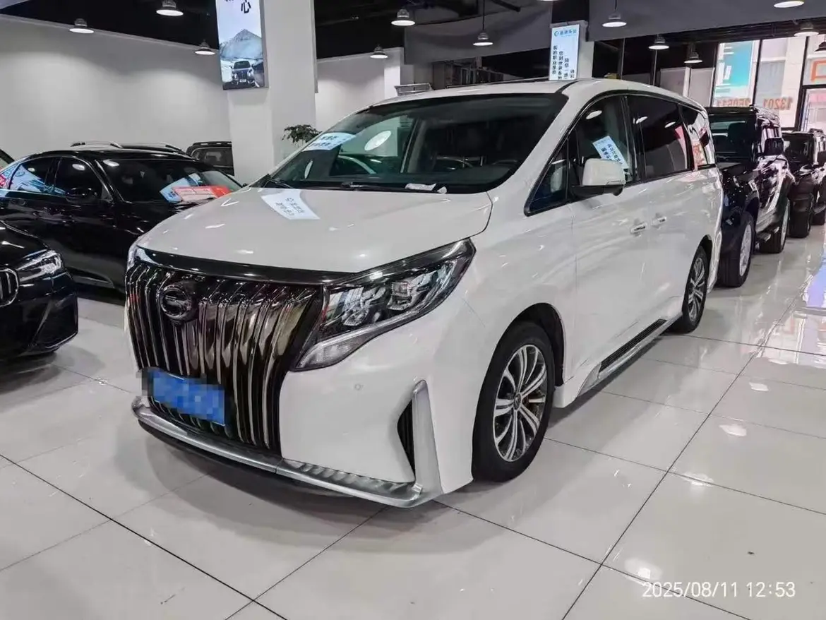 GAC Trumpchi M8  из Китая