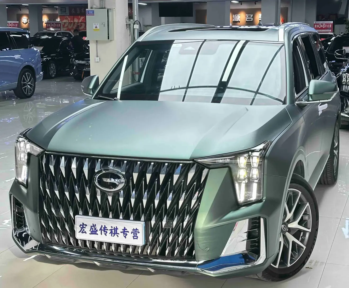 GAC Trumpchi GS8  из Китая