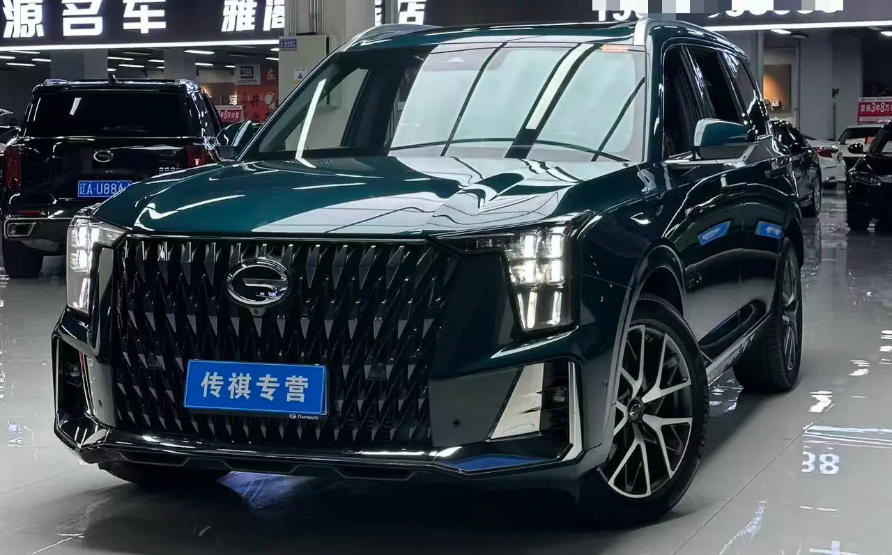 GAC Trumpchi GS8  из Китая