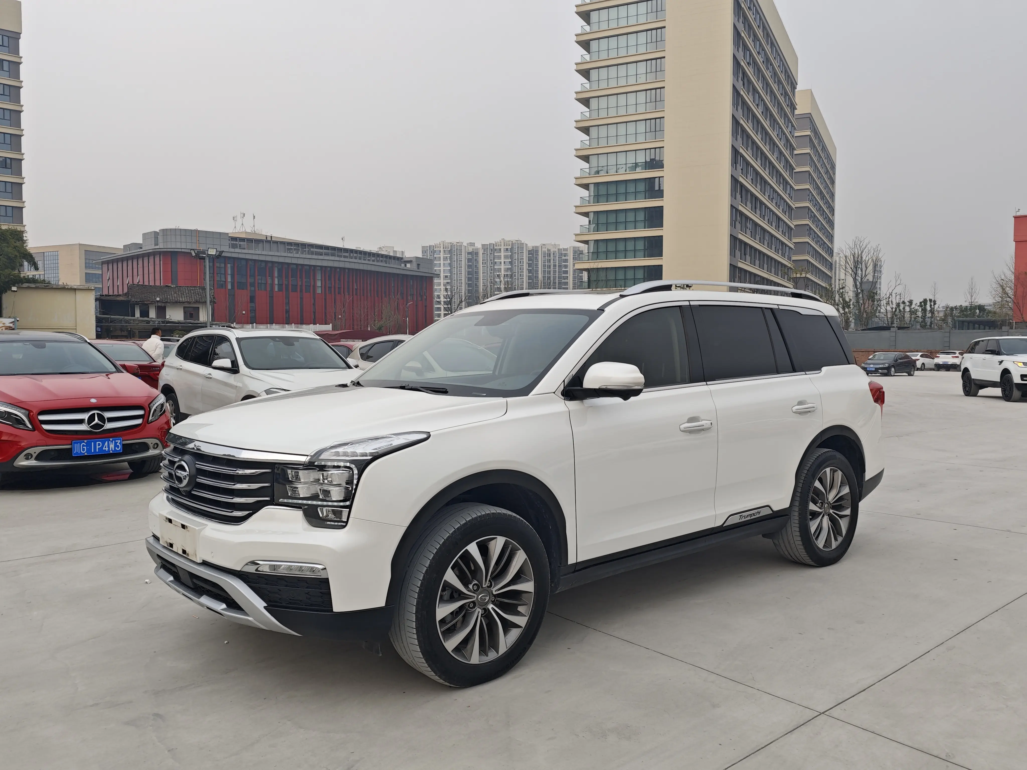GAC Trumpchi GS8  из Китая