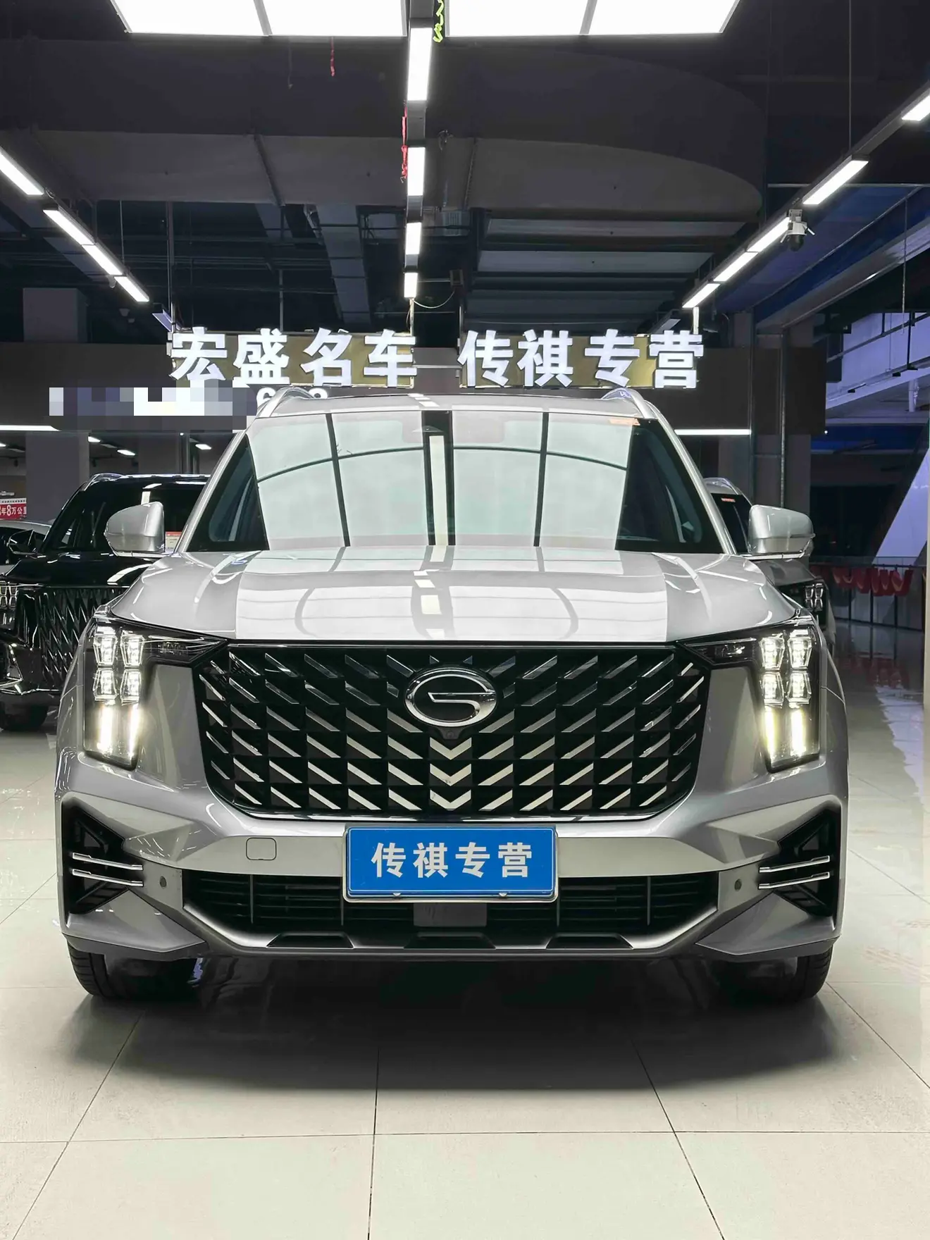 GAC Trumpchi GS8  из Китая