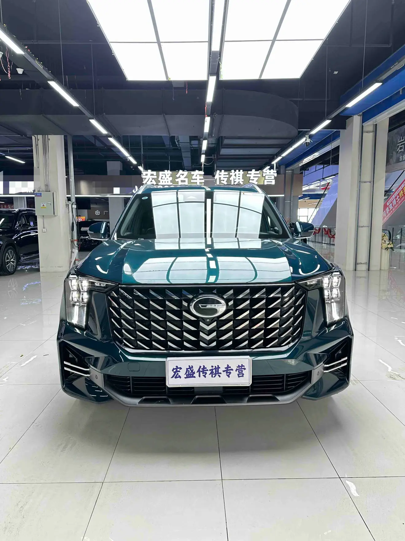 GAC Trumpchi GS8  из Китая