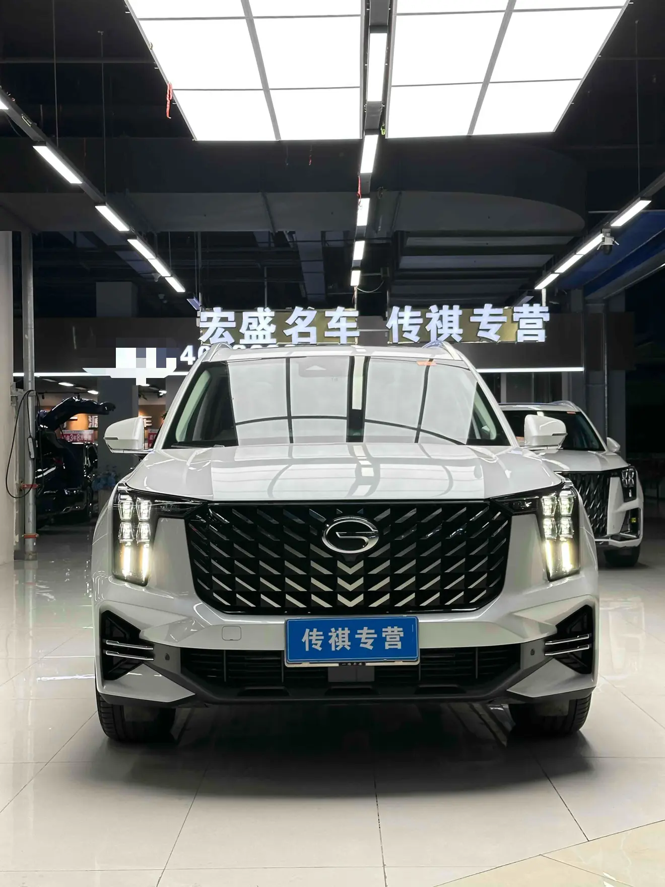 GAC Trumpchi GS8  из Китая
