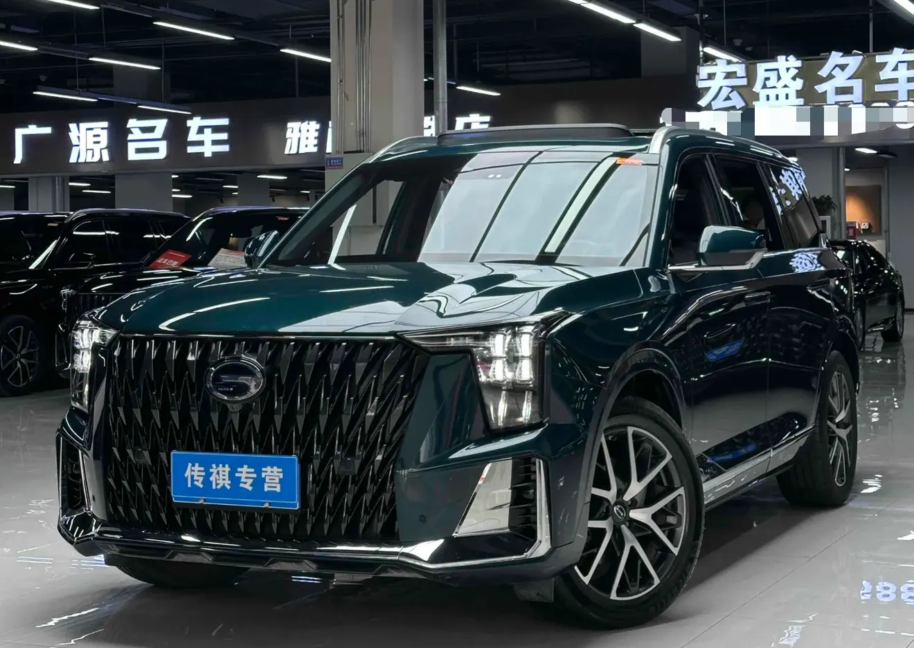 GAC Trumpchi GS8  из Китая