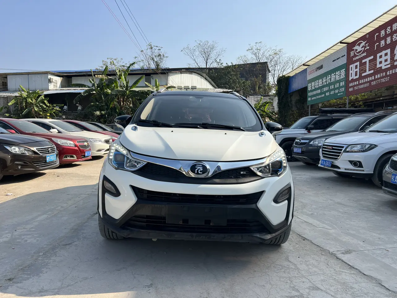 BYD Yuan  из Китая