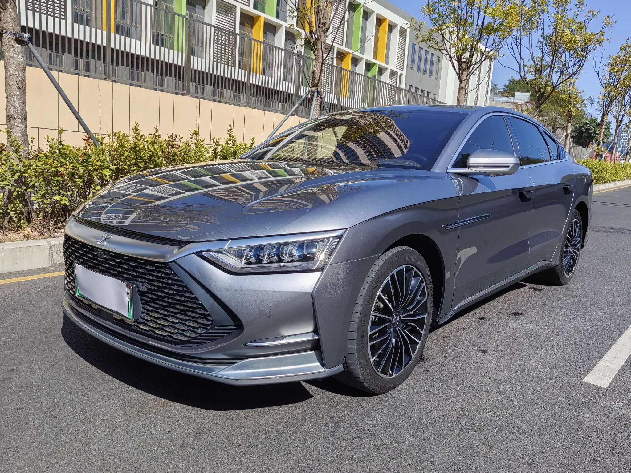 BYD HAN DM  из Китая