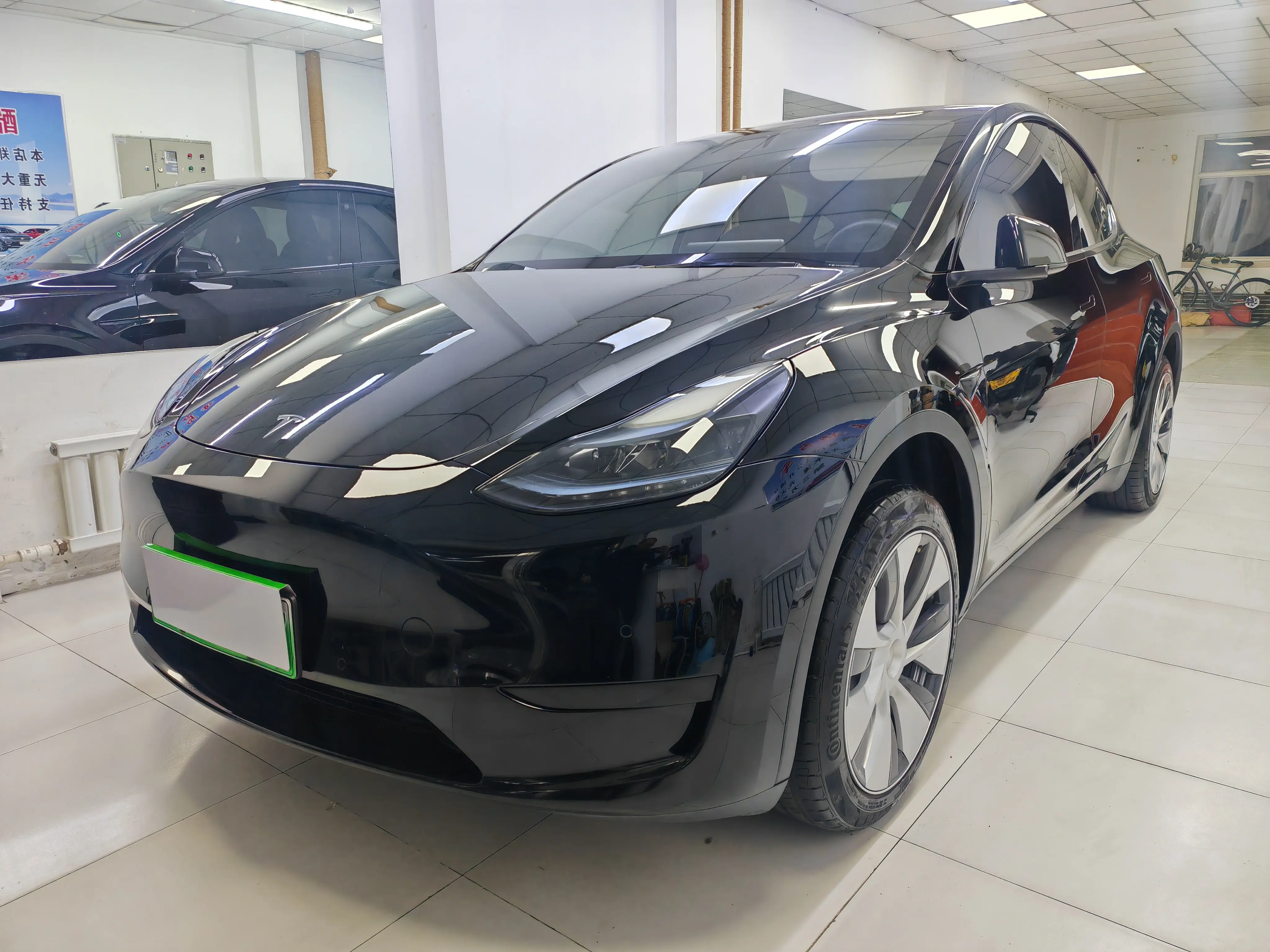Tesla Model Y  из Китая