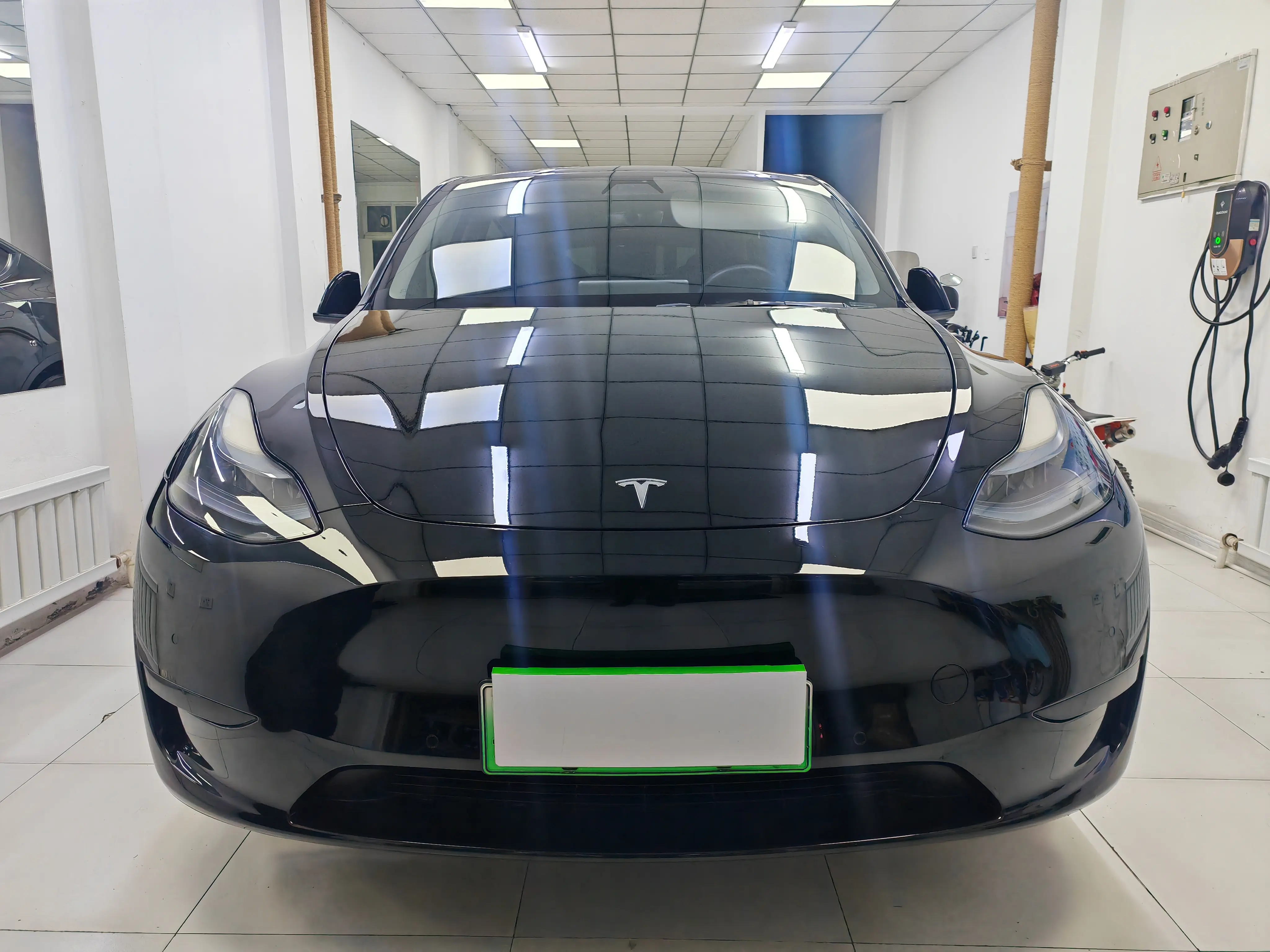 Tesla Model Y  из Китая