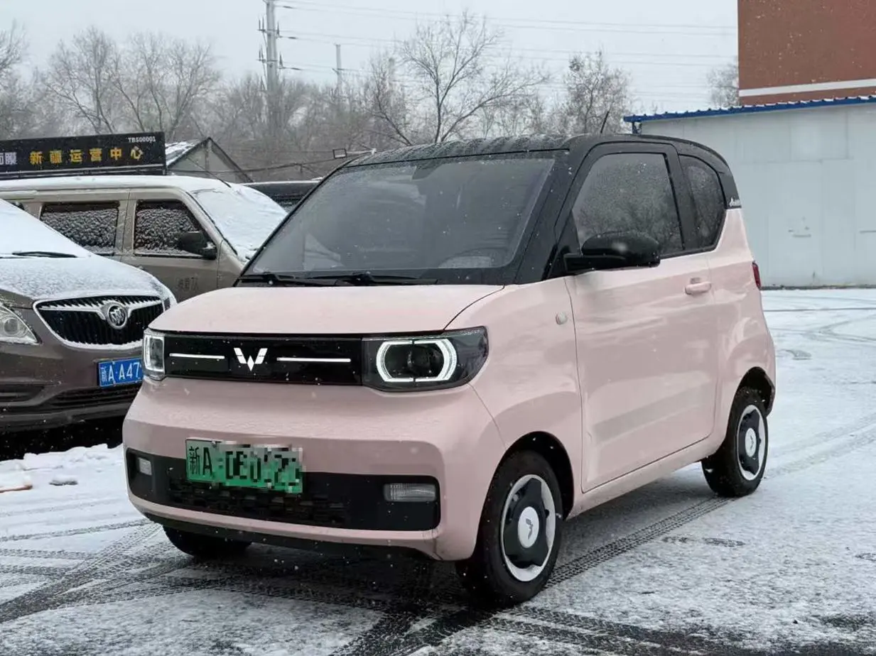 Wuling Hongguang MINIEV  из Китая