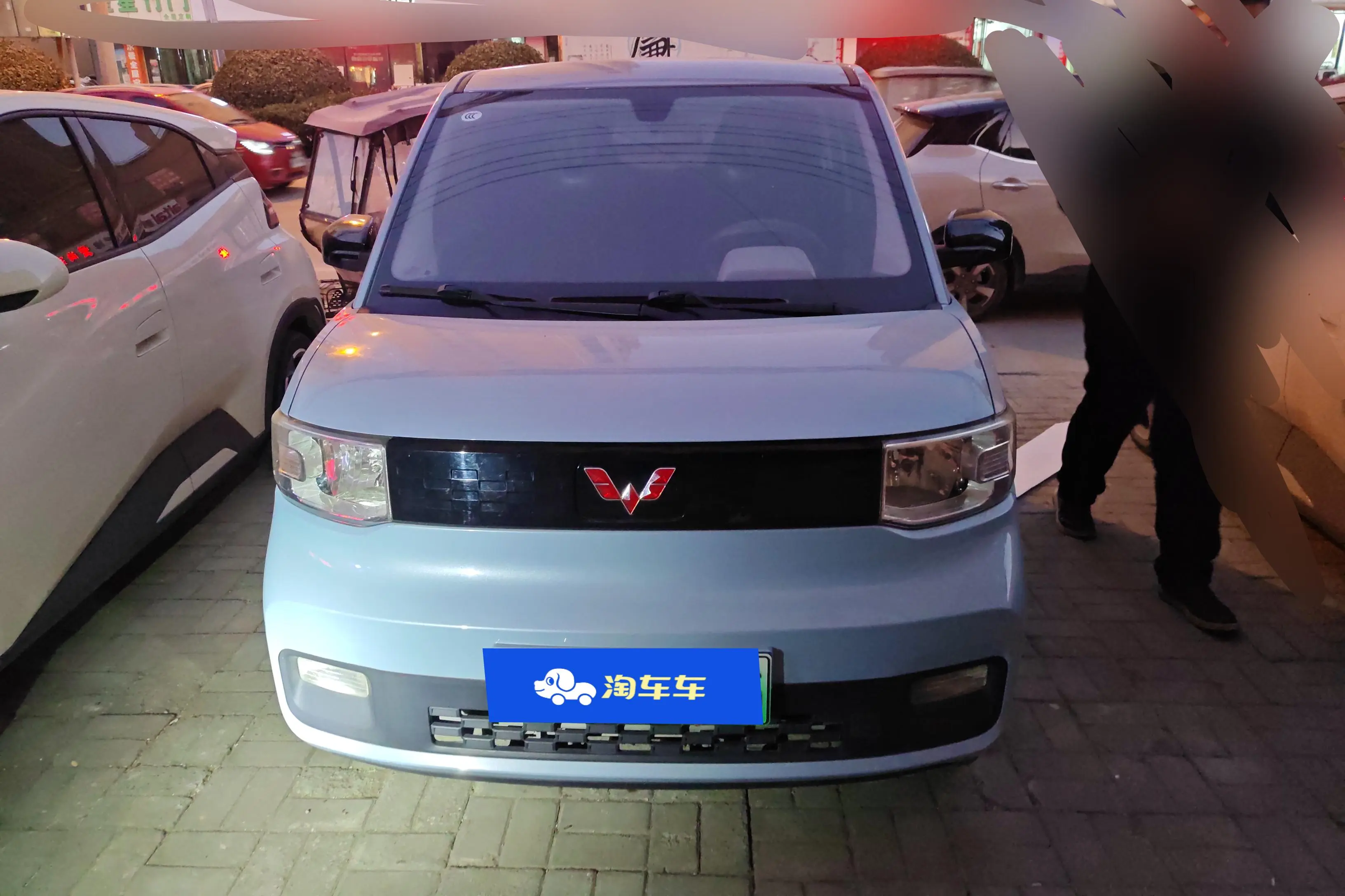 Wuling Hongguang MINIEV  из Китая