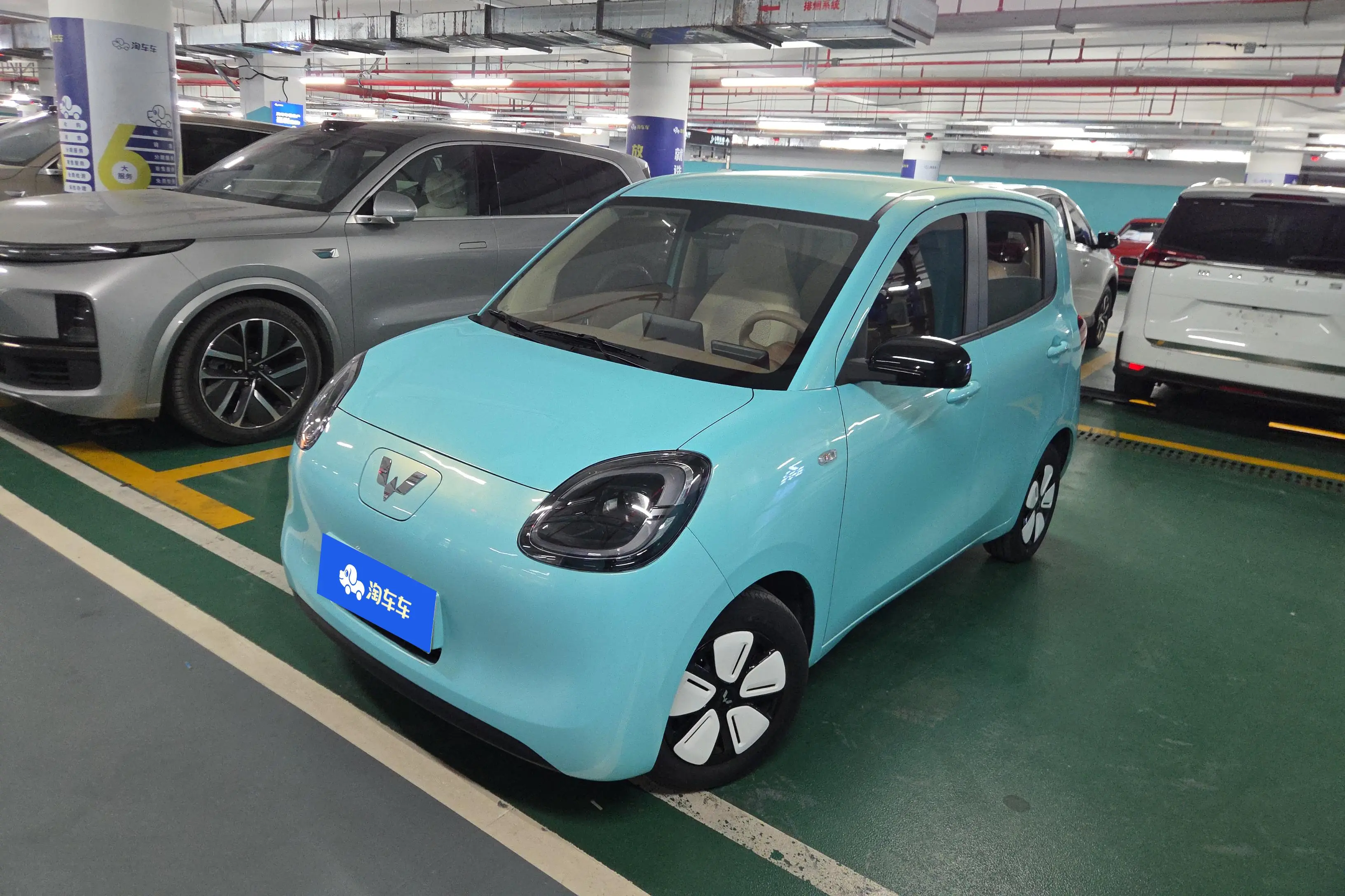 Wuling Hongguang MINIEV  из Китая