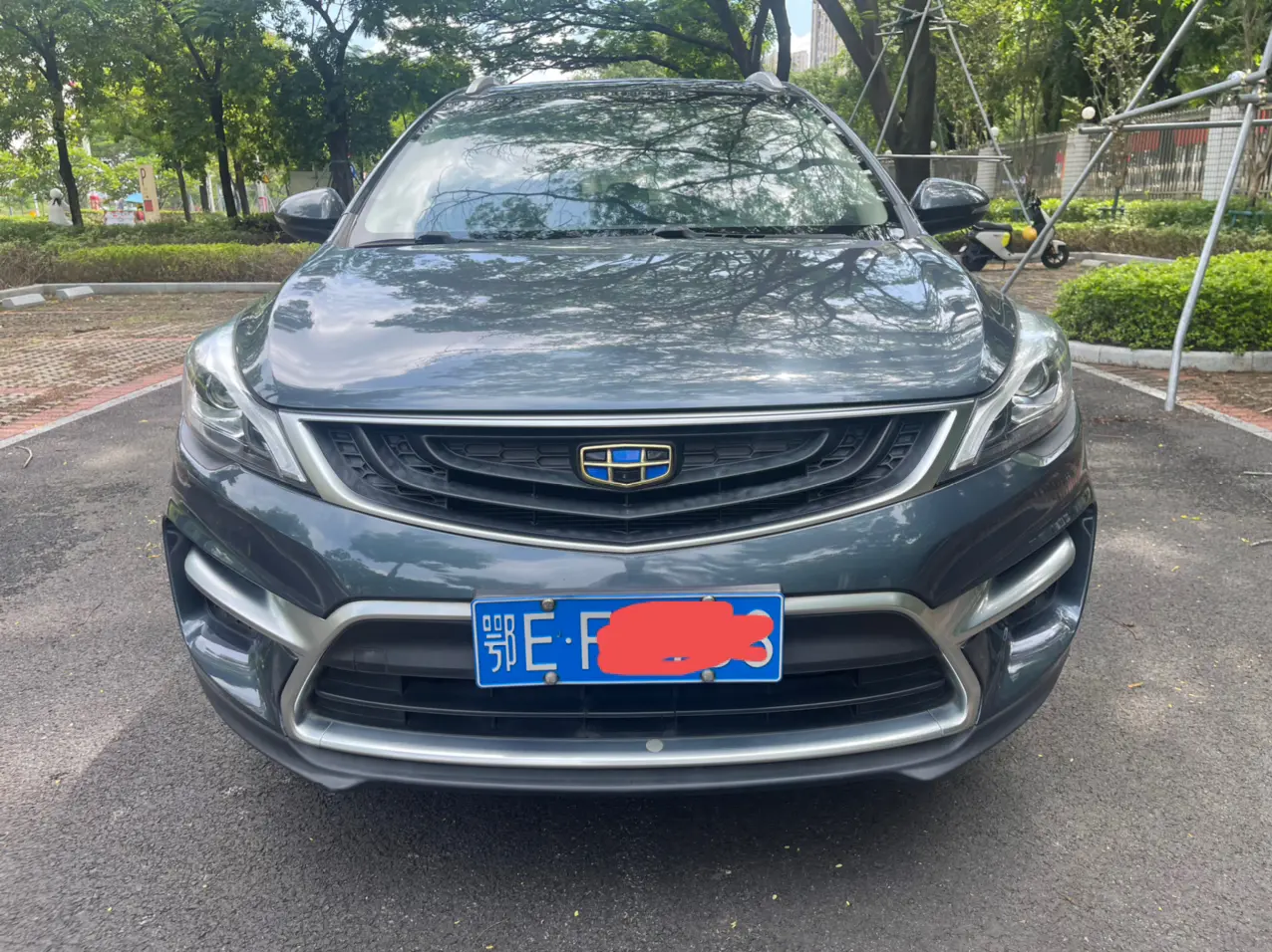 Geely Emgrand GS  из Китая