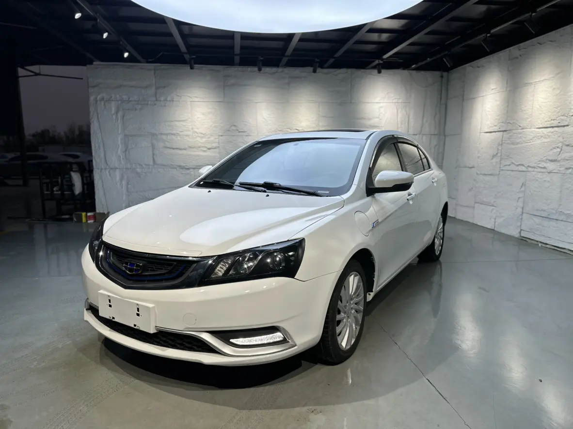 Geely Emgrand PHEV  из Китая