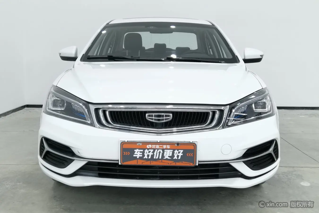 Geely Emgrand  из Китая