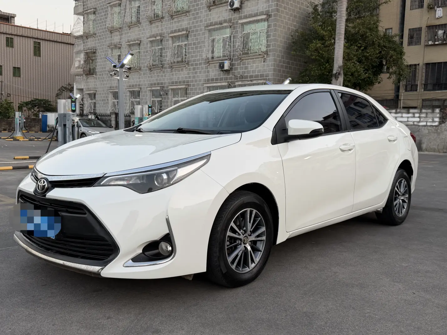 Toyota Levin (Lei Ling)  из Китая