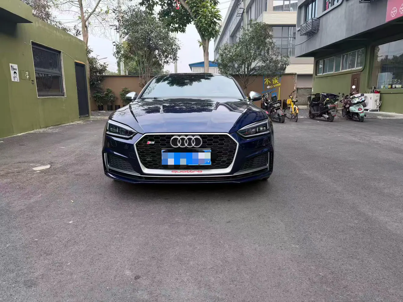 Audi S5  из Китая