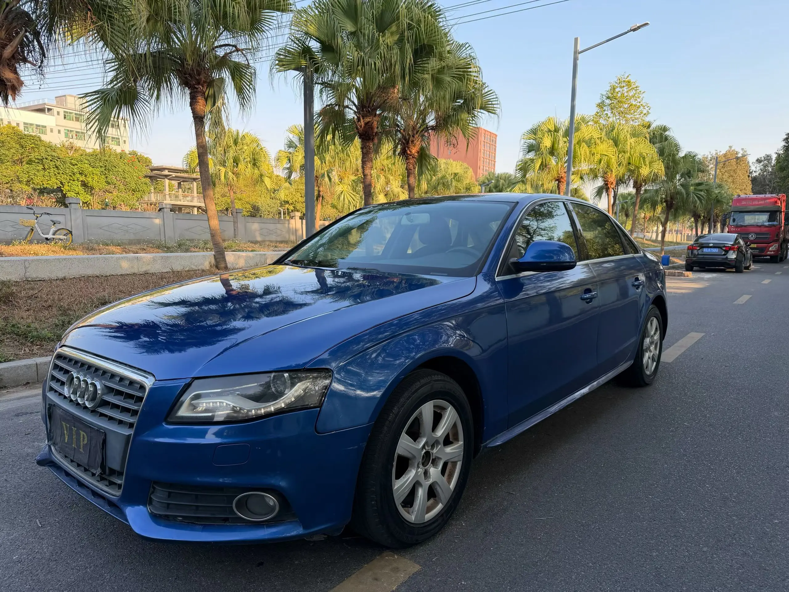 Audi A4L  из Китая