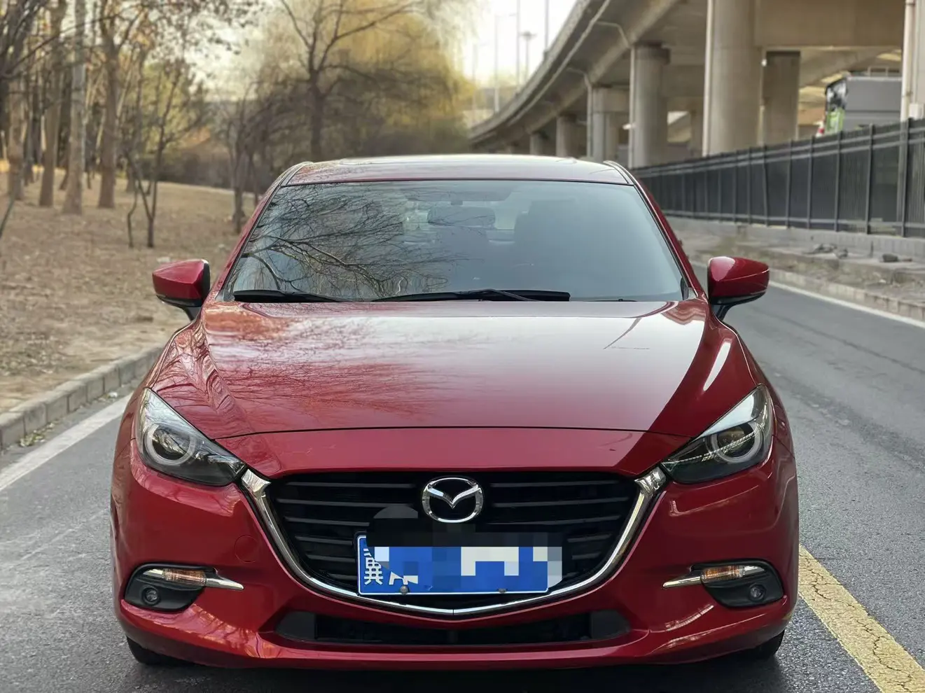 Mazda Axela (Mazda3)  из Китая