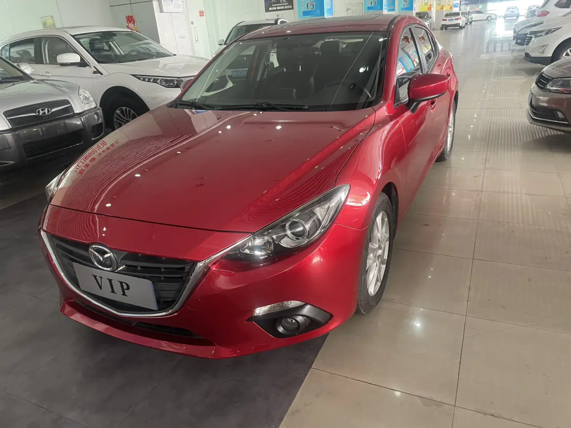 Mazda Axela (Mazda3)  из Китая