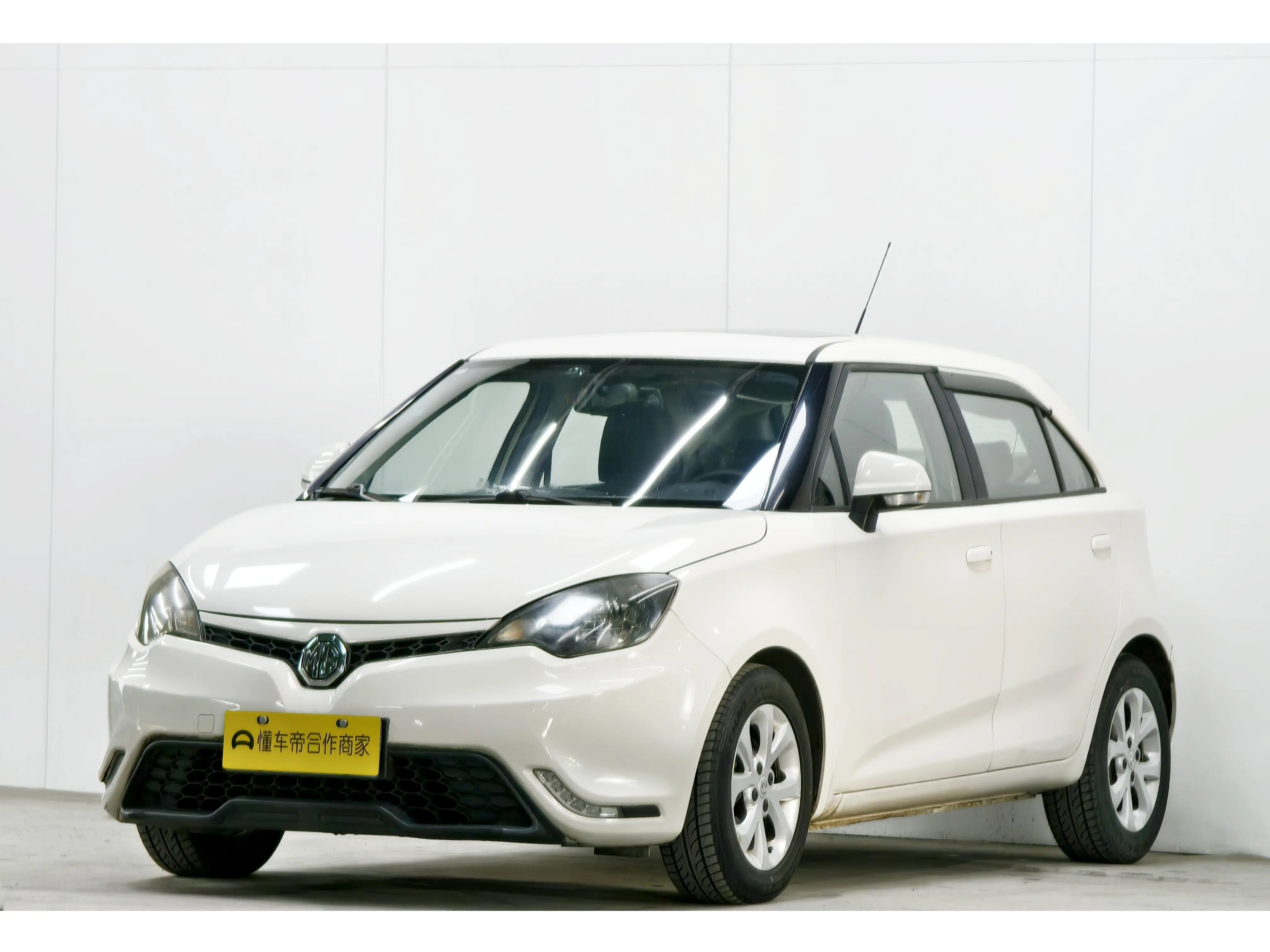 MG 3  из Китая