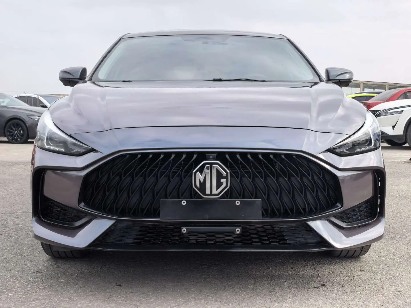 MG 5  из Китая