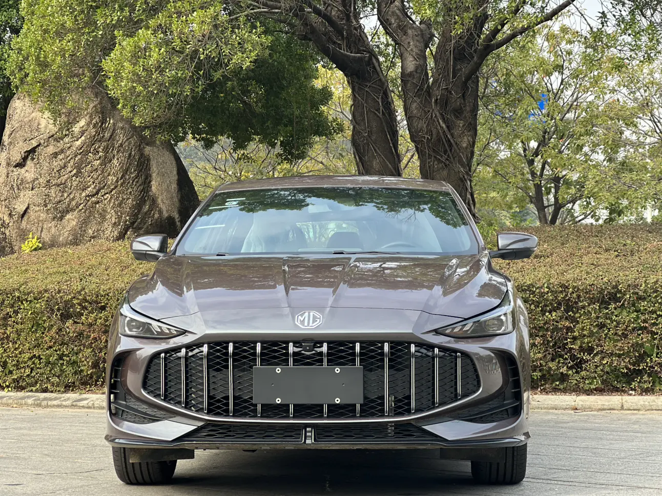 MG 5  из Китая