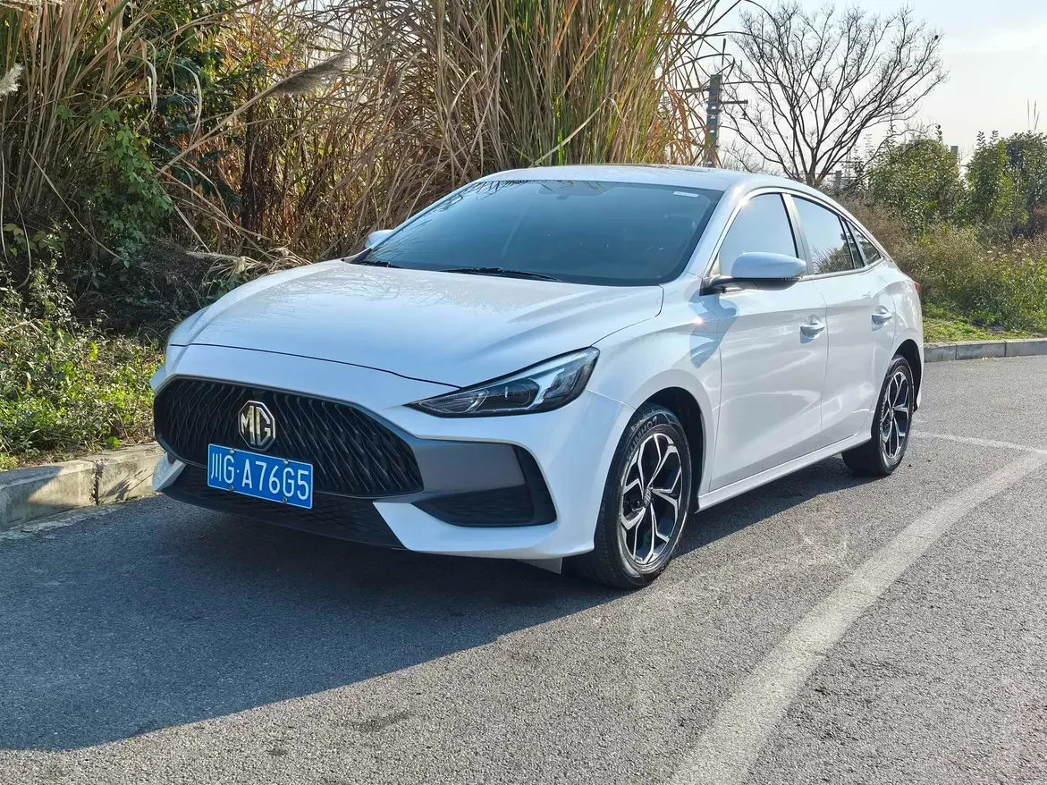 MG 5  из Китая