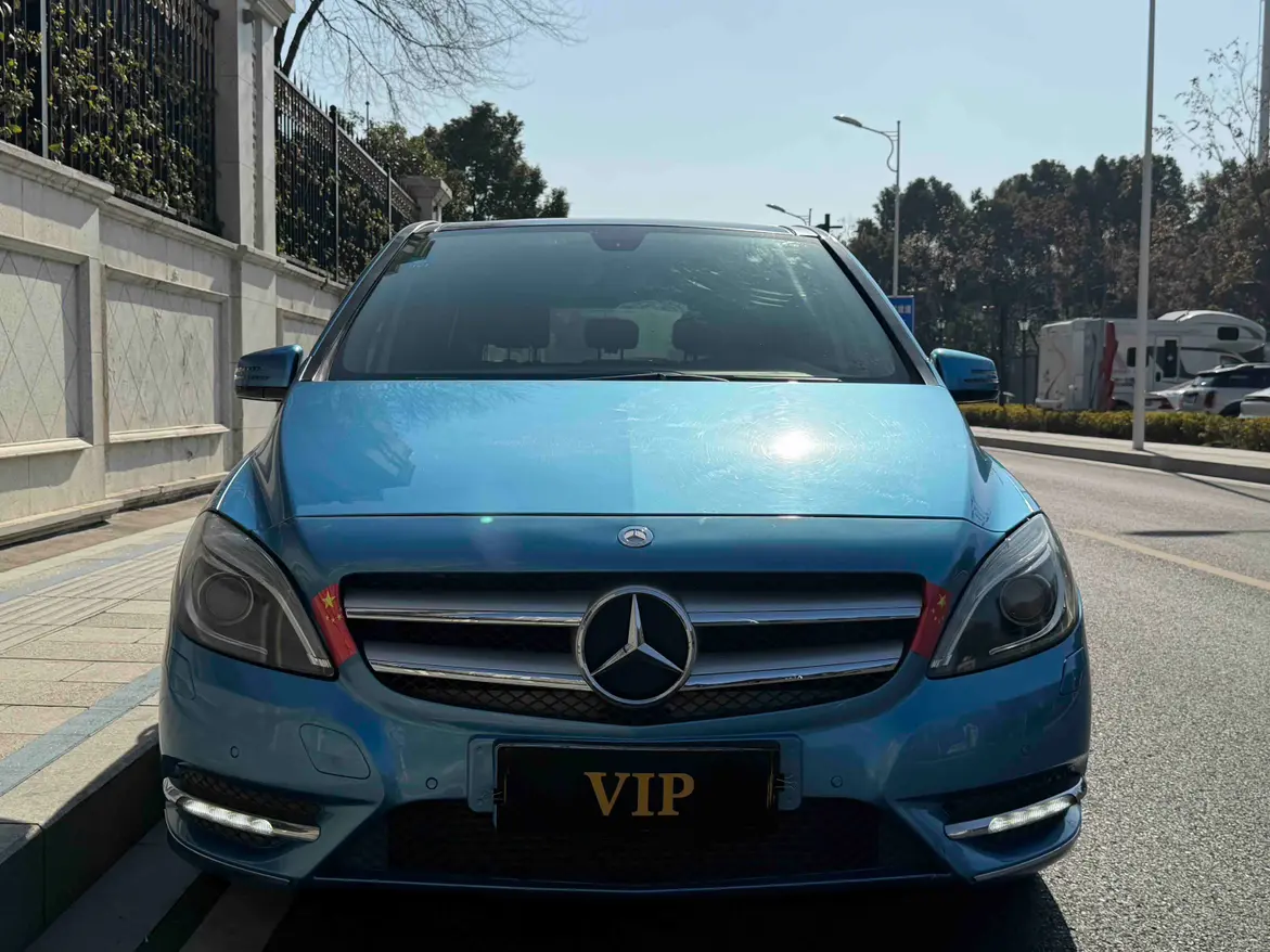 Mercedes-Benz Mercedes Benz B Class  из Китая