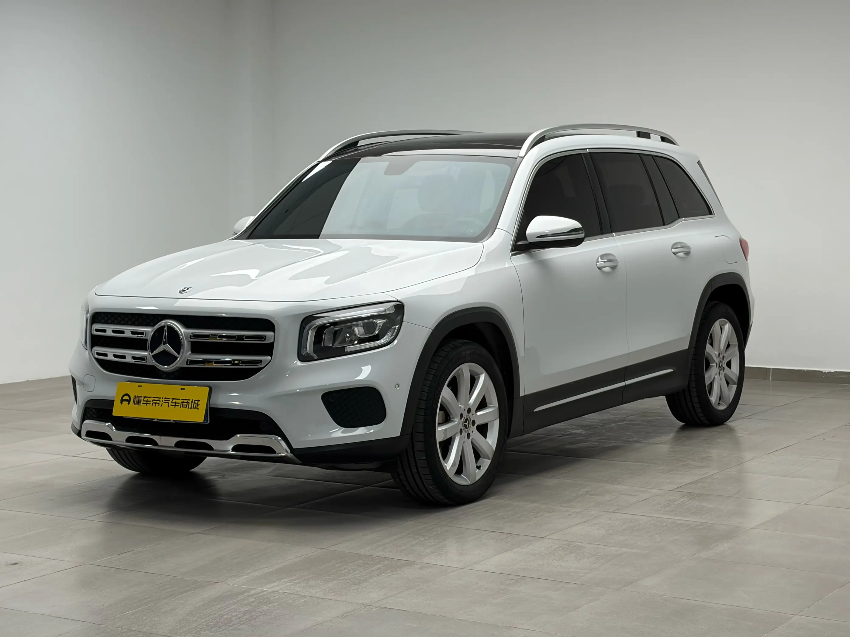 Mercedes-Benz GLB  из Китая