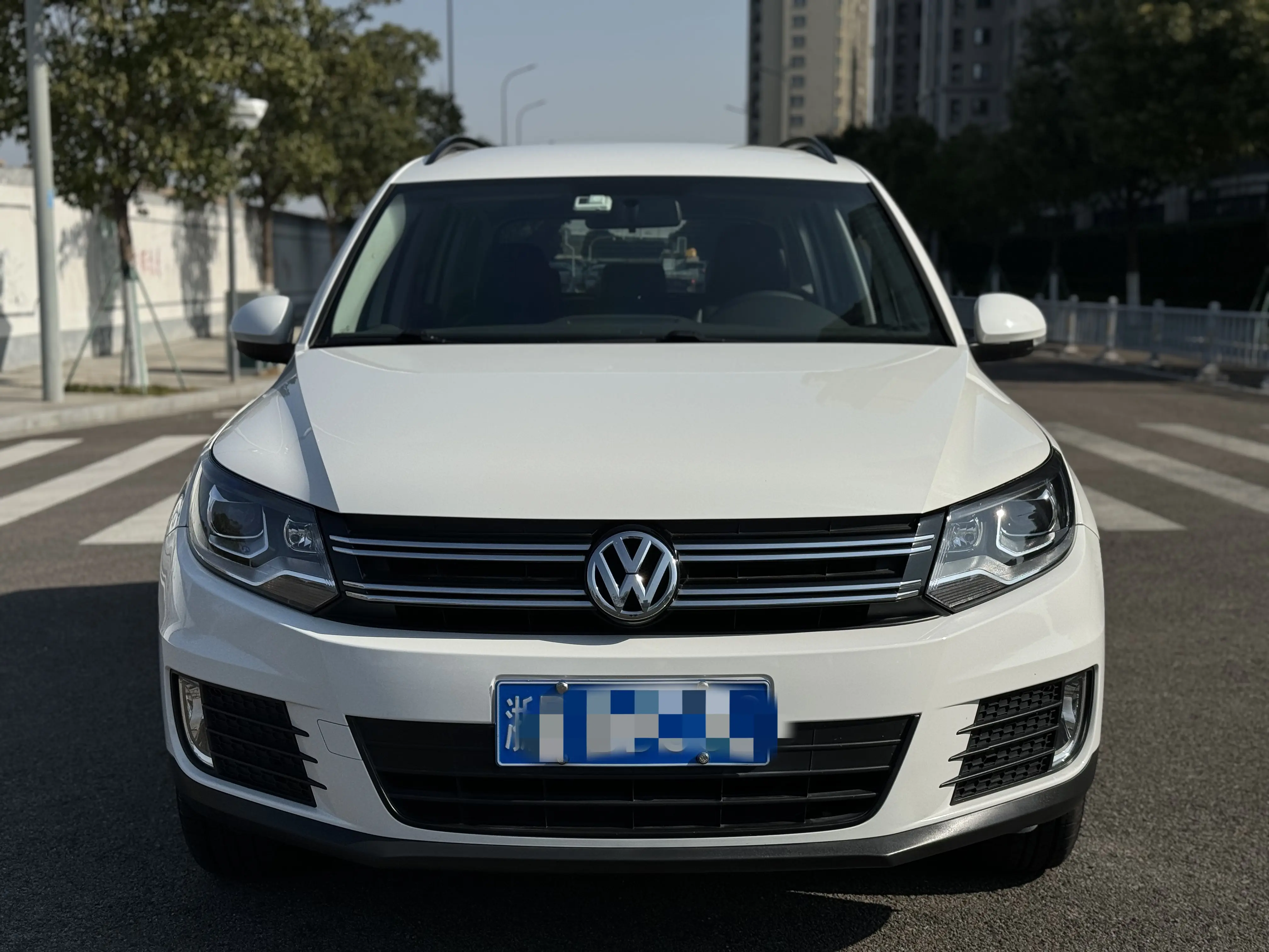 Volkswagen Tiguan  из Китая