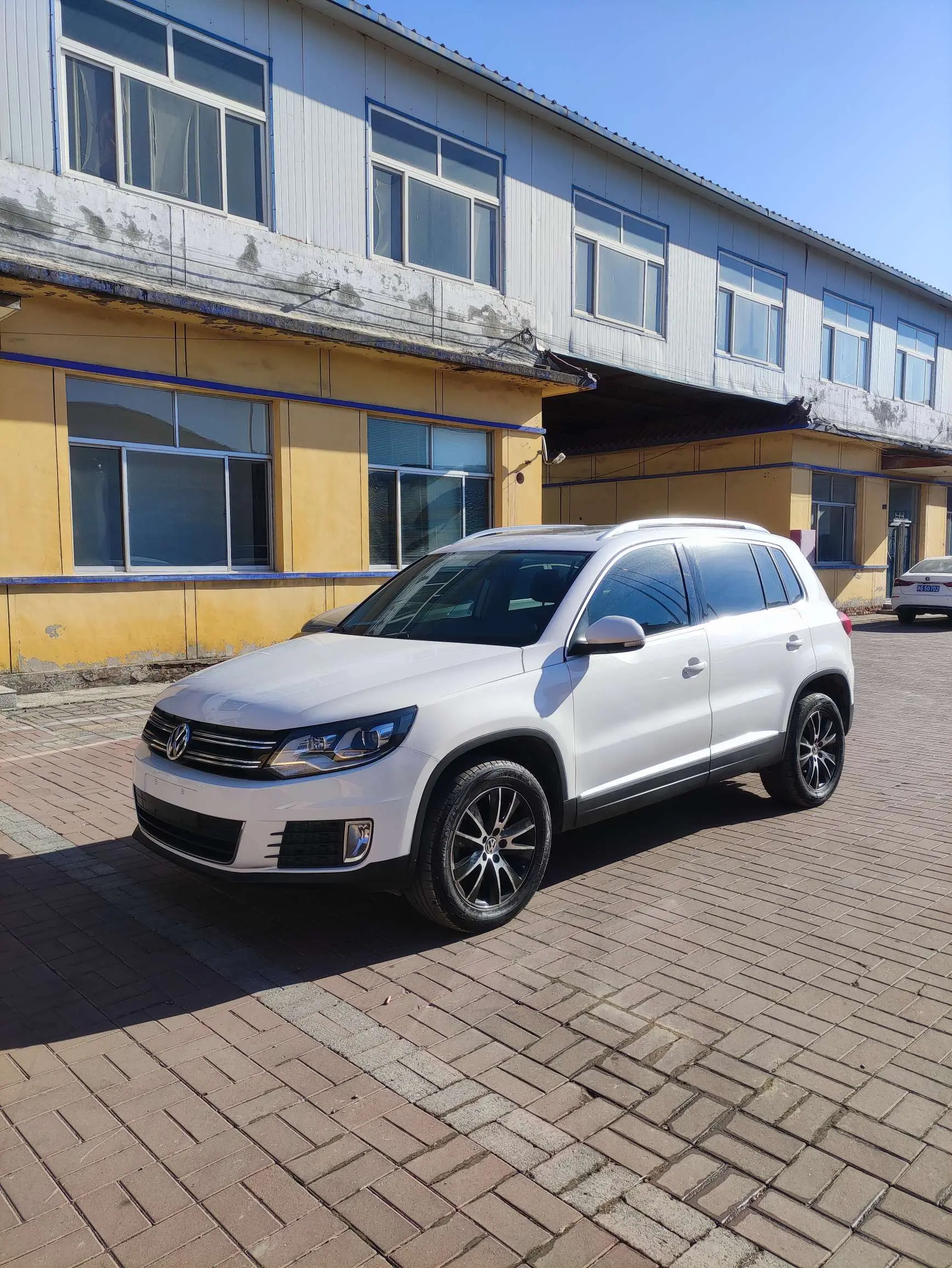 Volkswagen Tiguan  из Китая