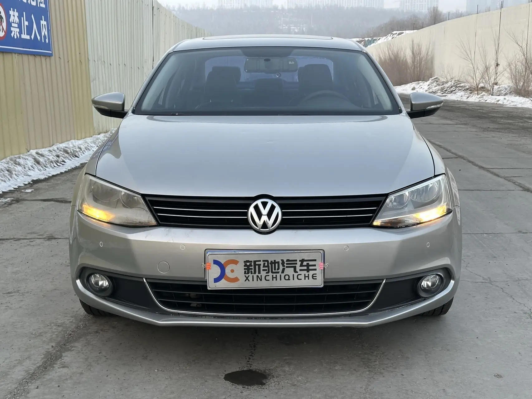 Volkswagen Sagitar  из Китая