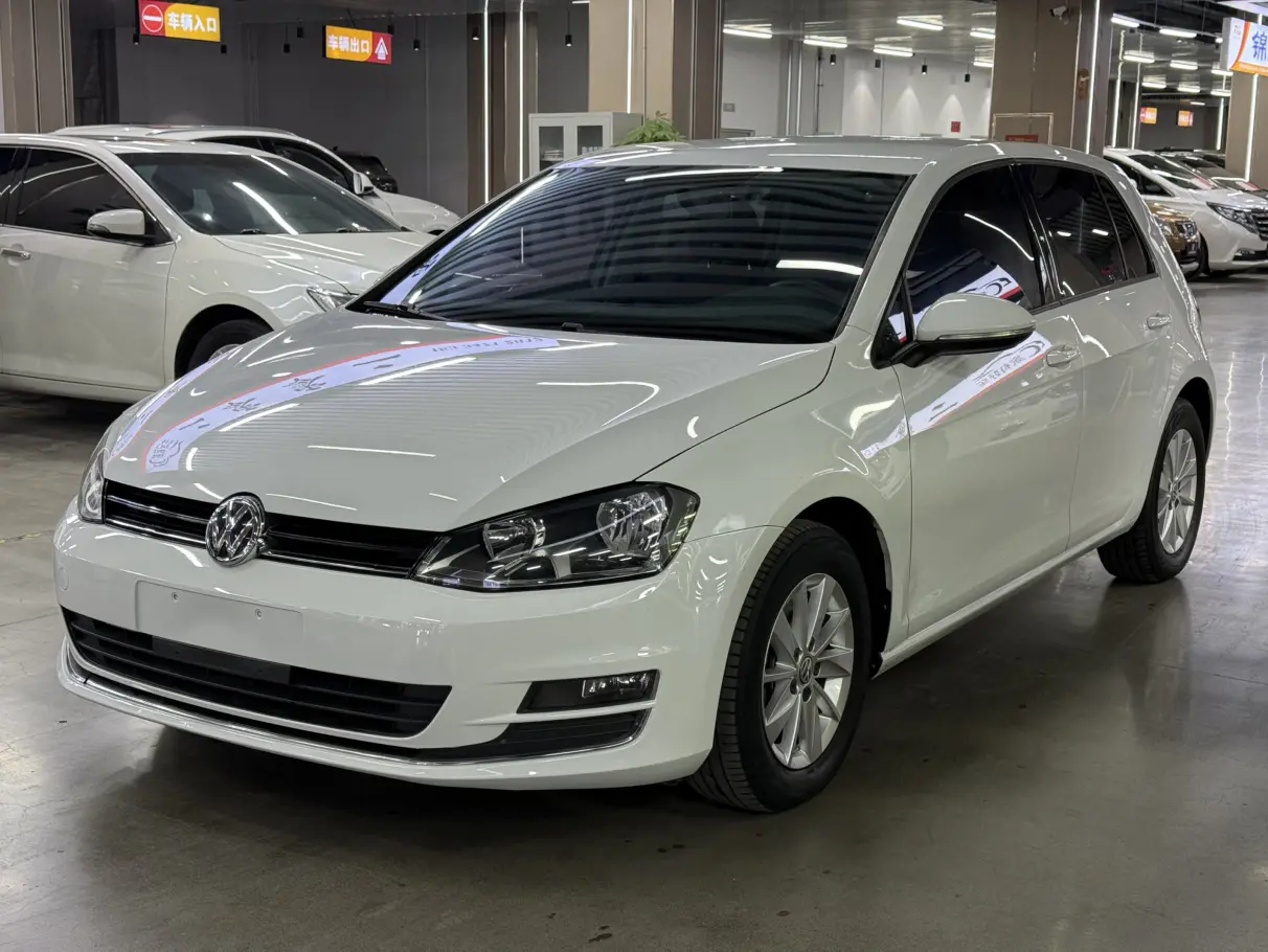 Volkswagen Golf  из Китая