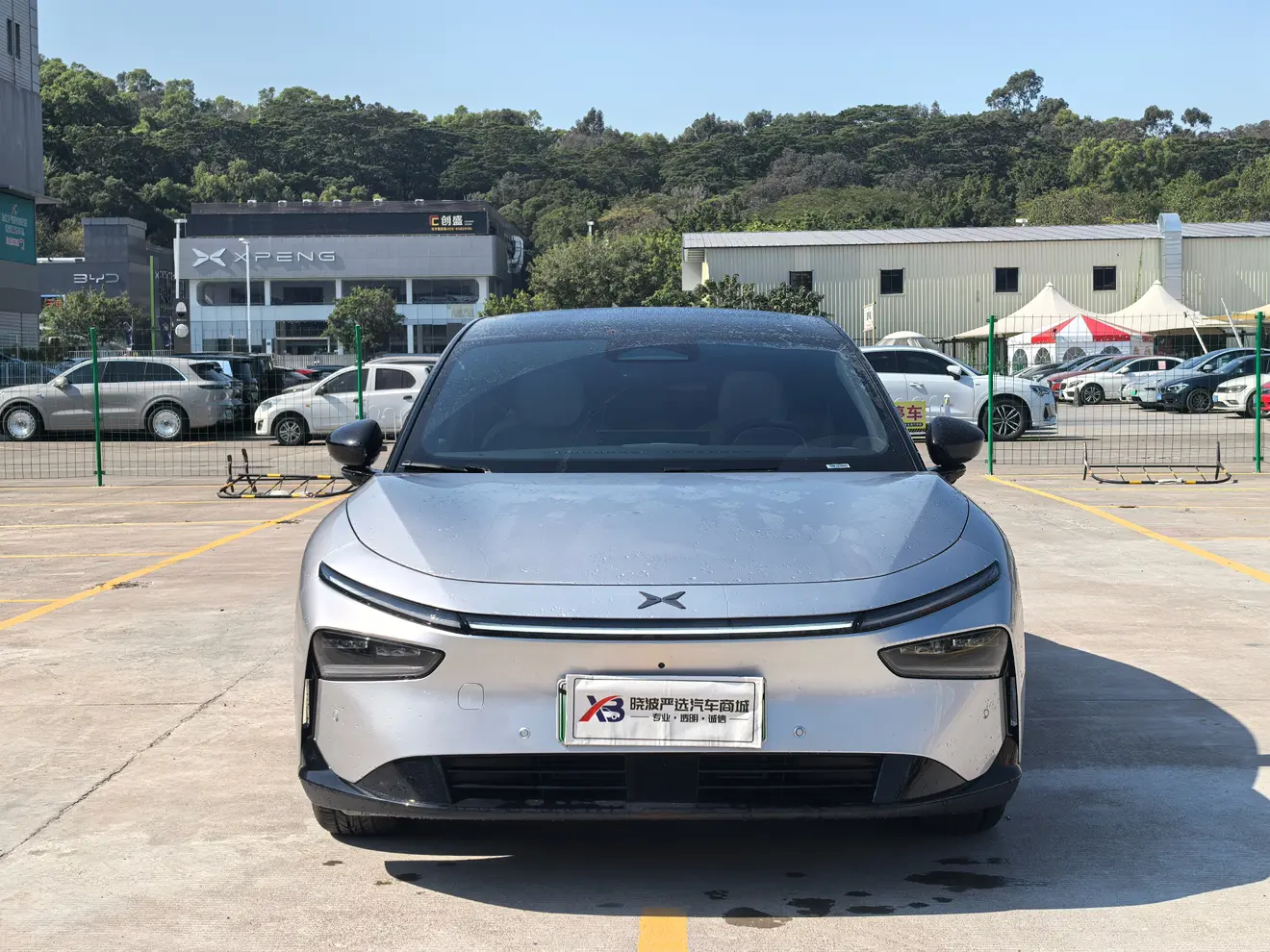 Xpeng P7+  из Китая