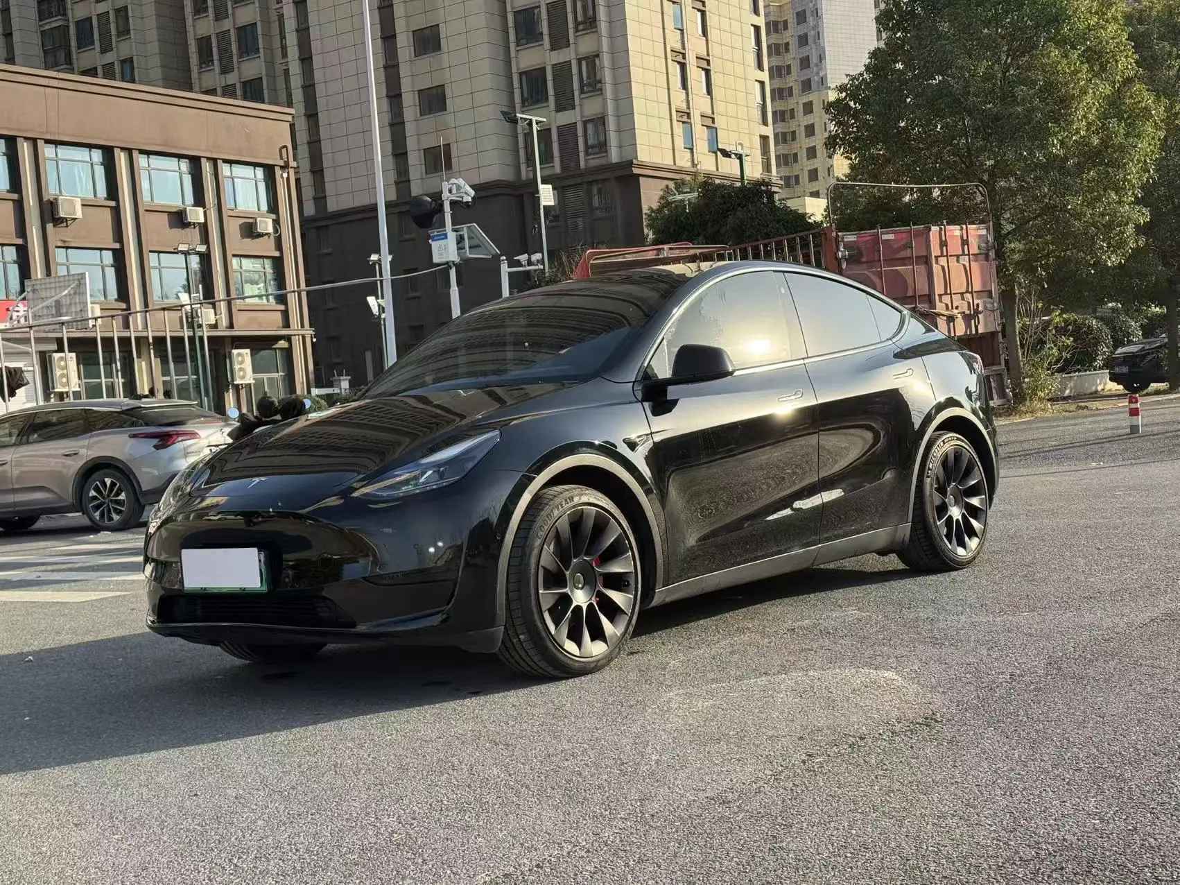 Tesla Model Y  из Китая