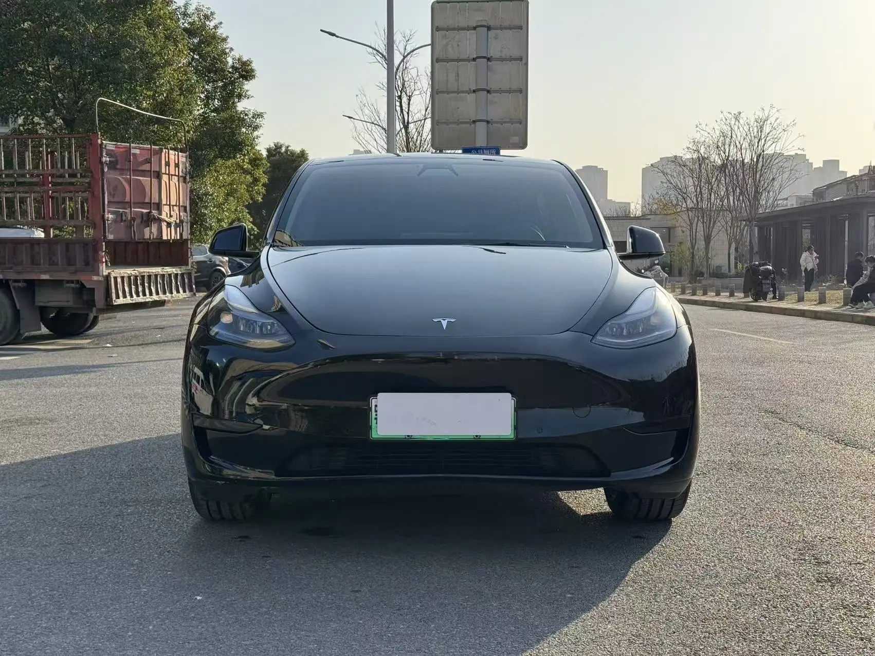Tesla Model Y  из Китая
