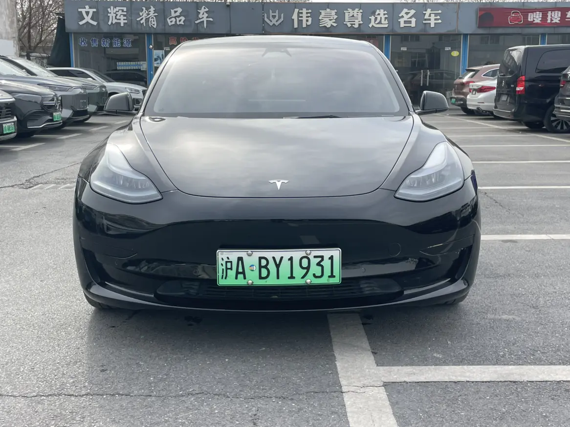 Tesla Model 3  из Китая
