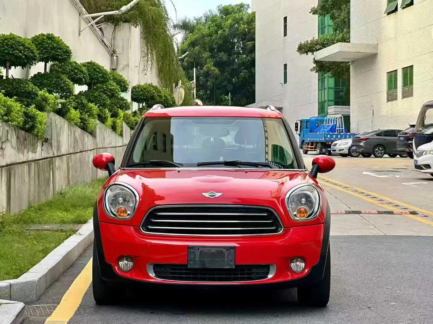 MINI COUNTRYMAN  из Китая